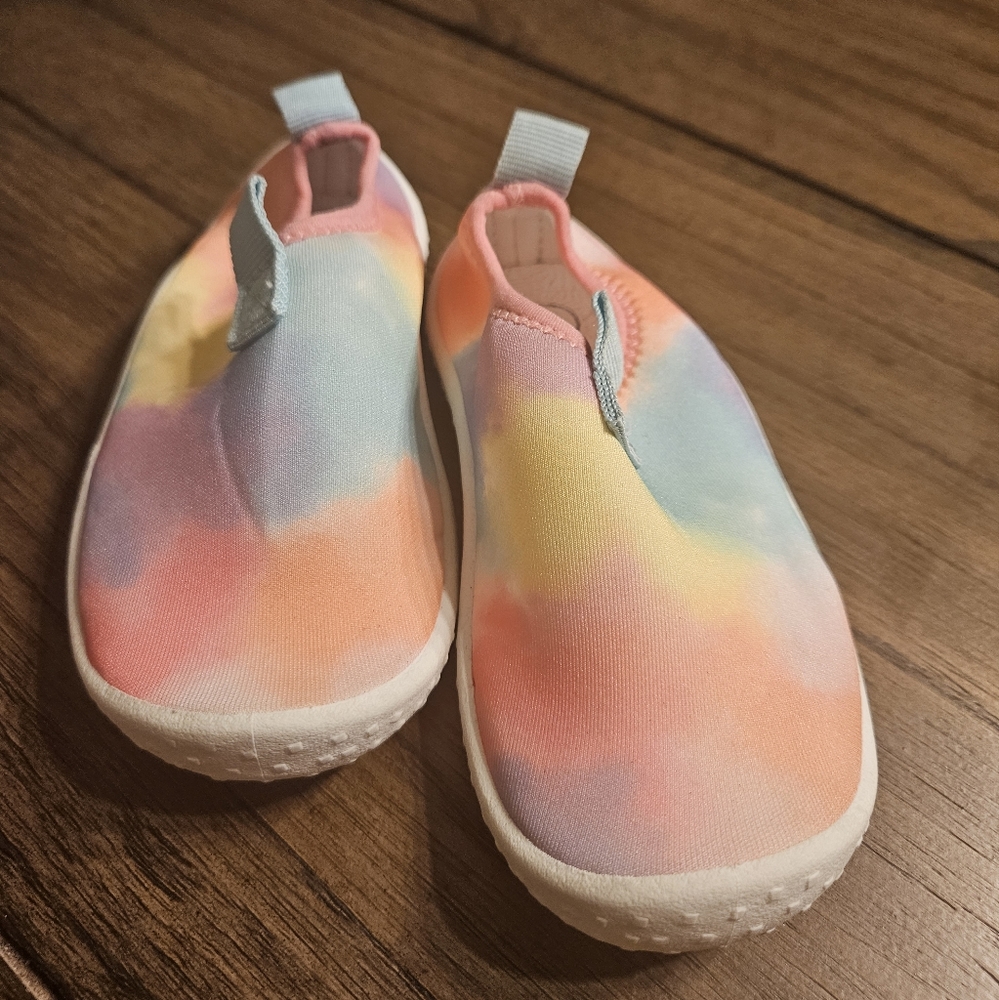 Cat & Jack toddler water shoes